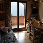 In Near Cable Car Apartment