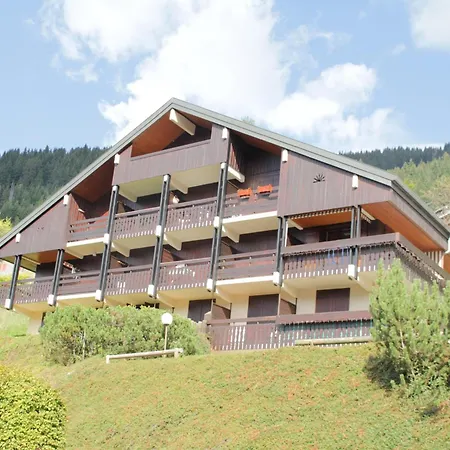 In Near Cable Car Apartment Châtel